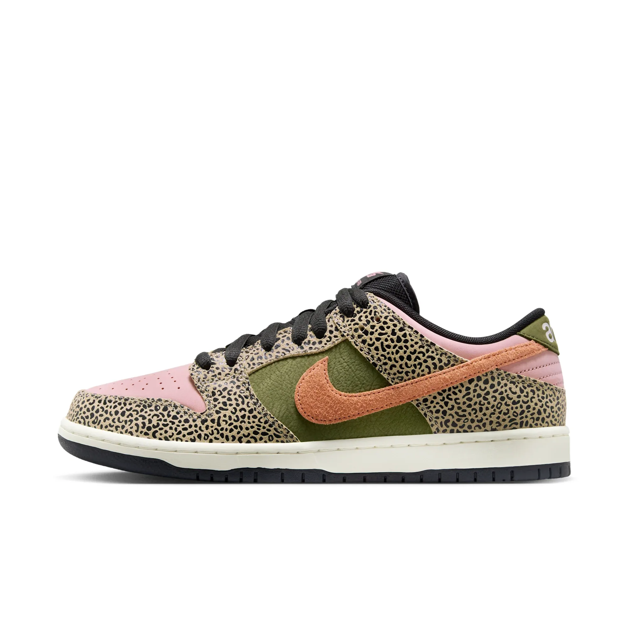Nike SB Dunk Low Pro