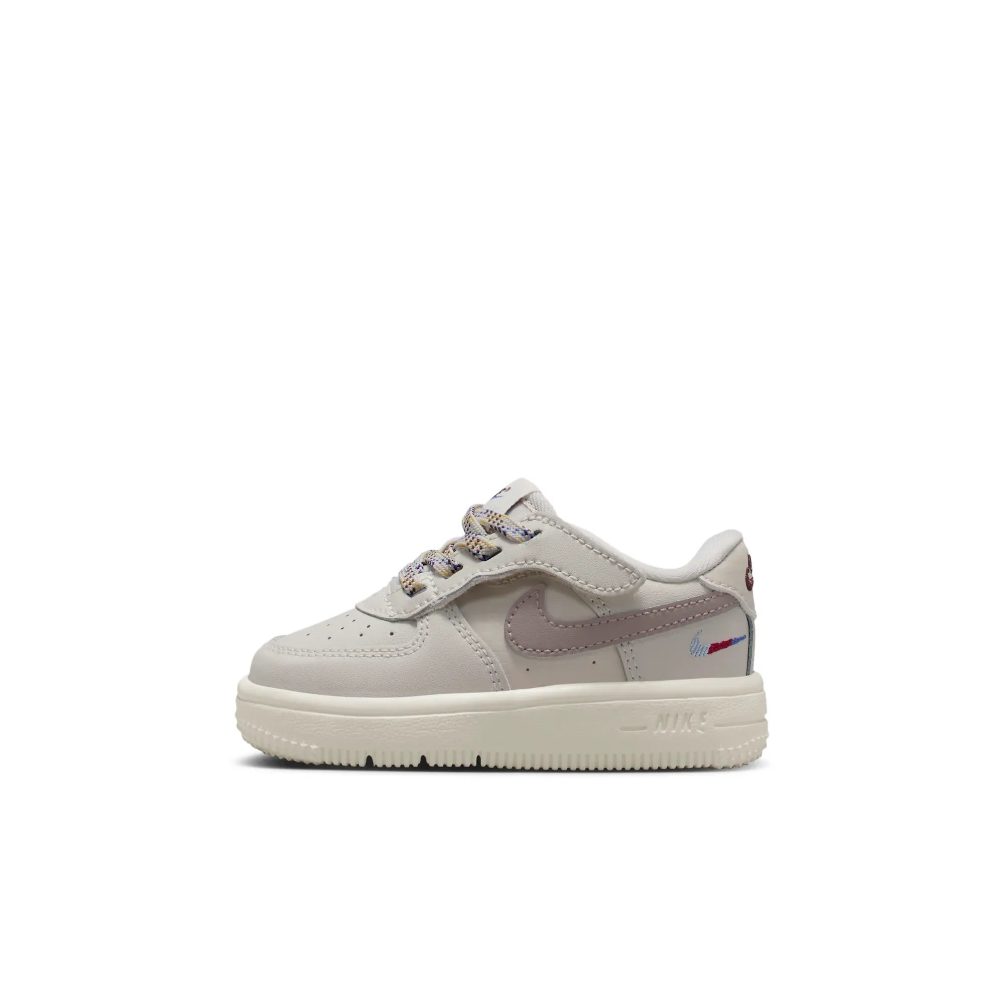 Nike Force 1 Low LV8 EasyOn