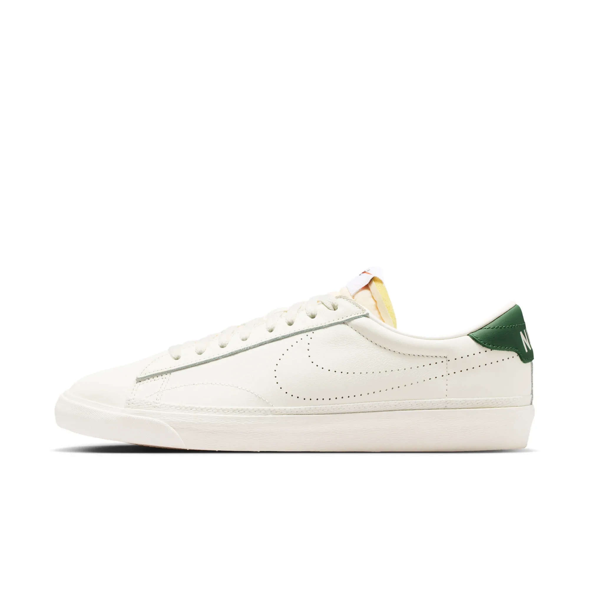 Nike Tennis Classic