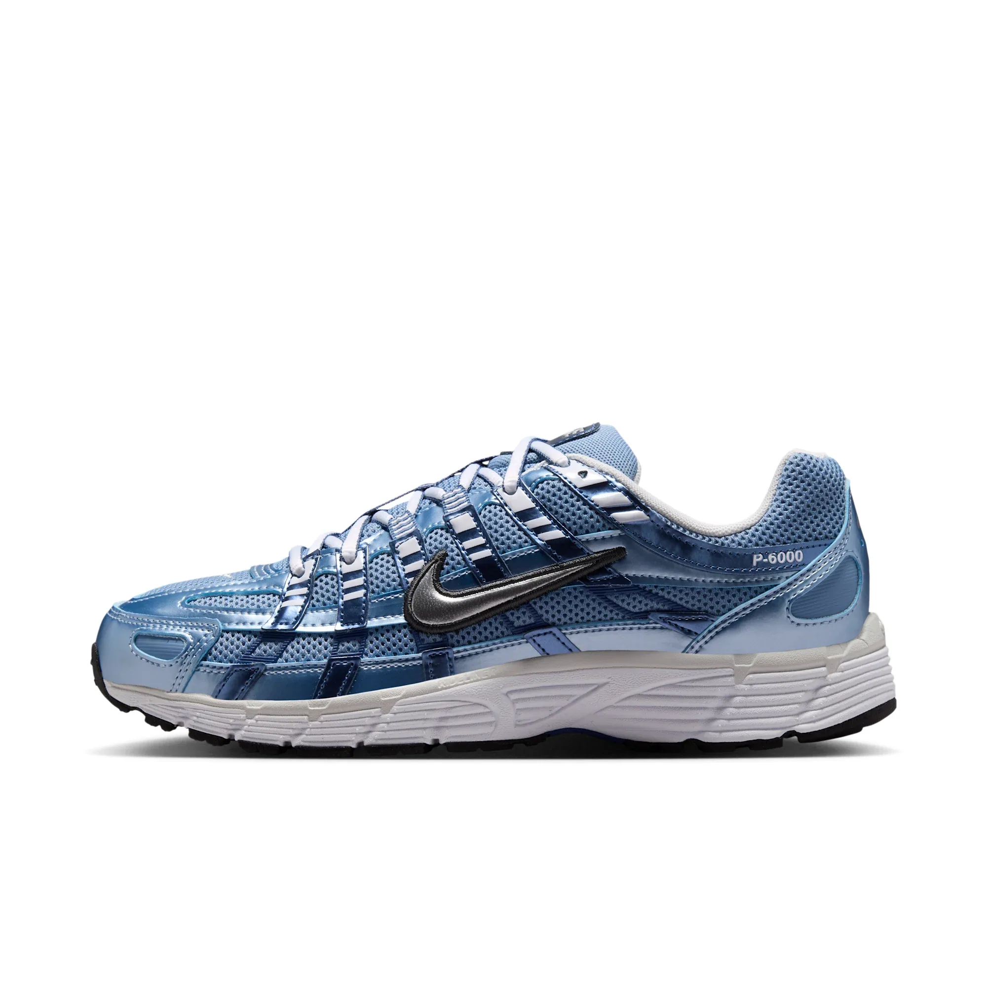 W NIKE P-6000