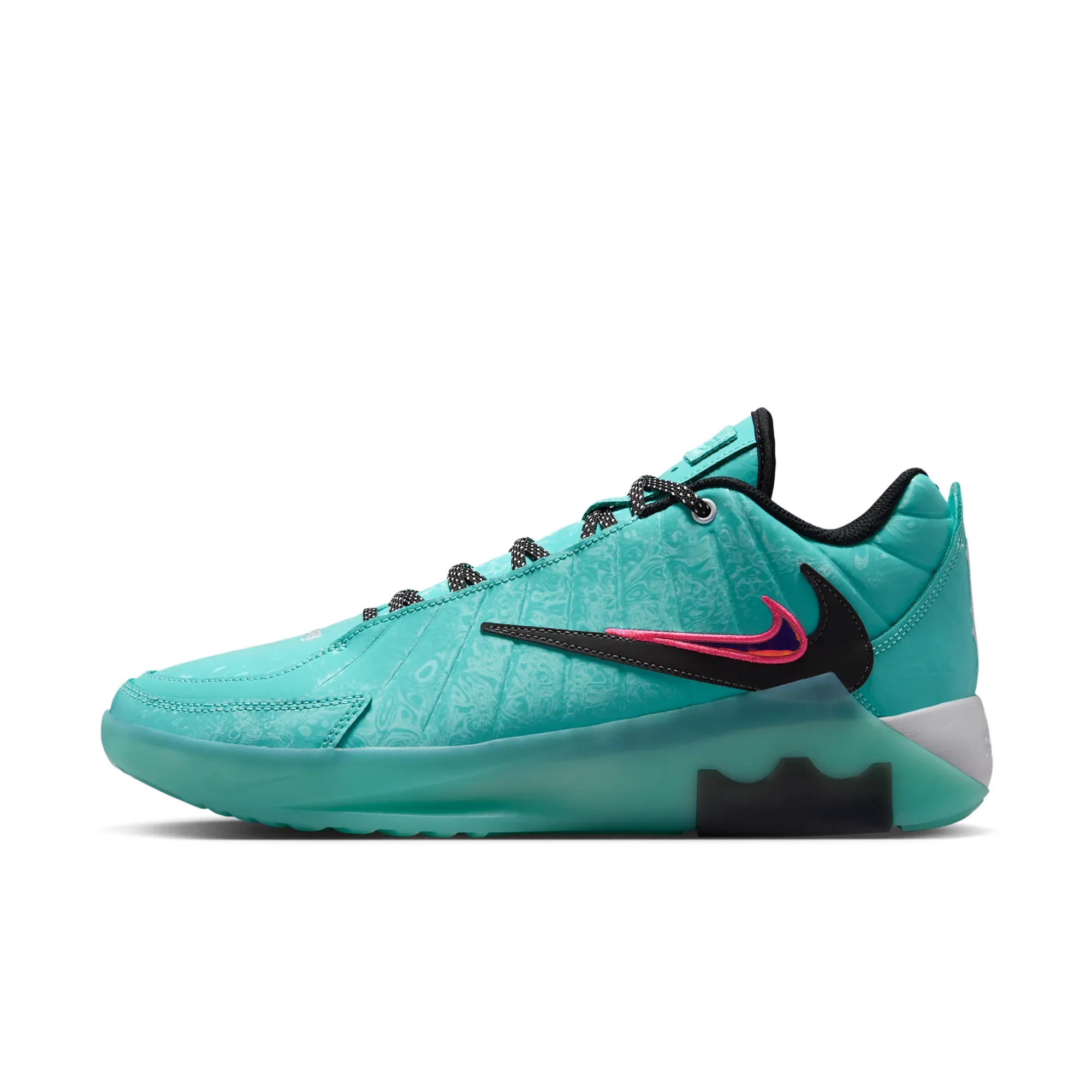 LeBron Witness 9