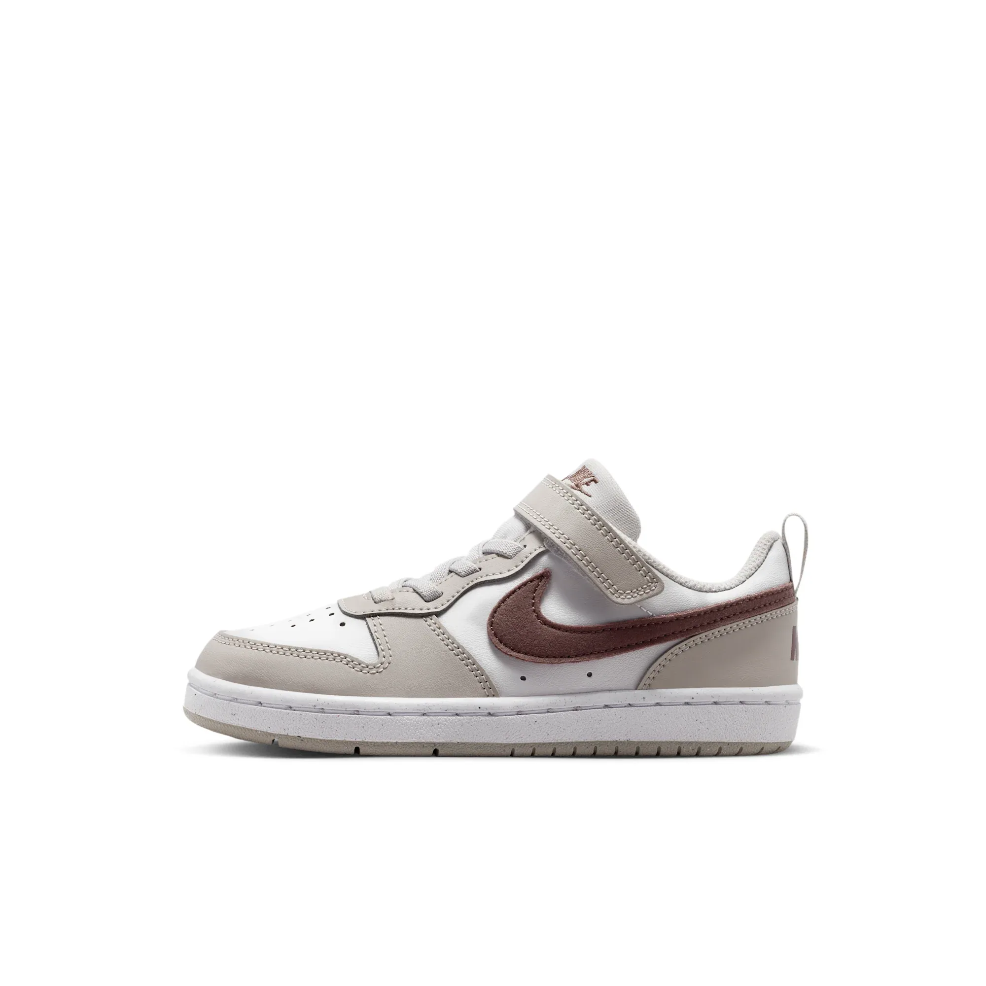 Nike Court Borough Low Essential+