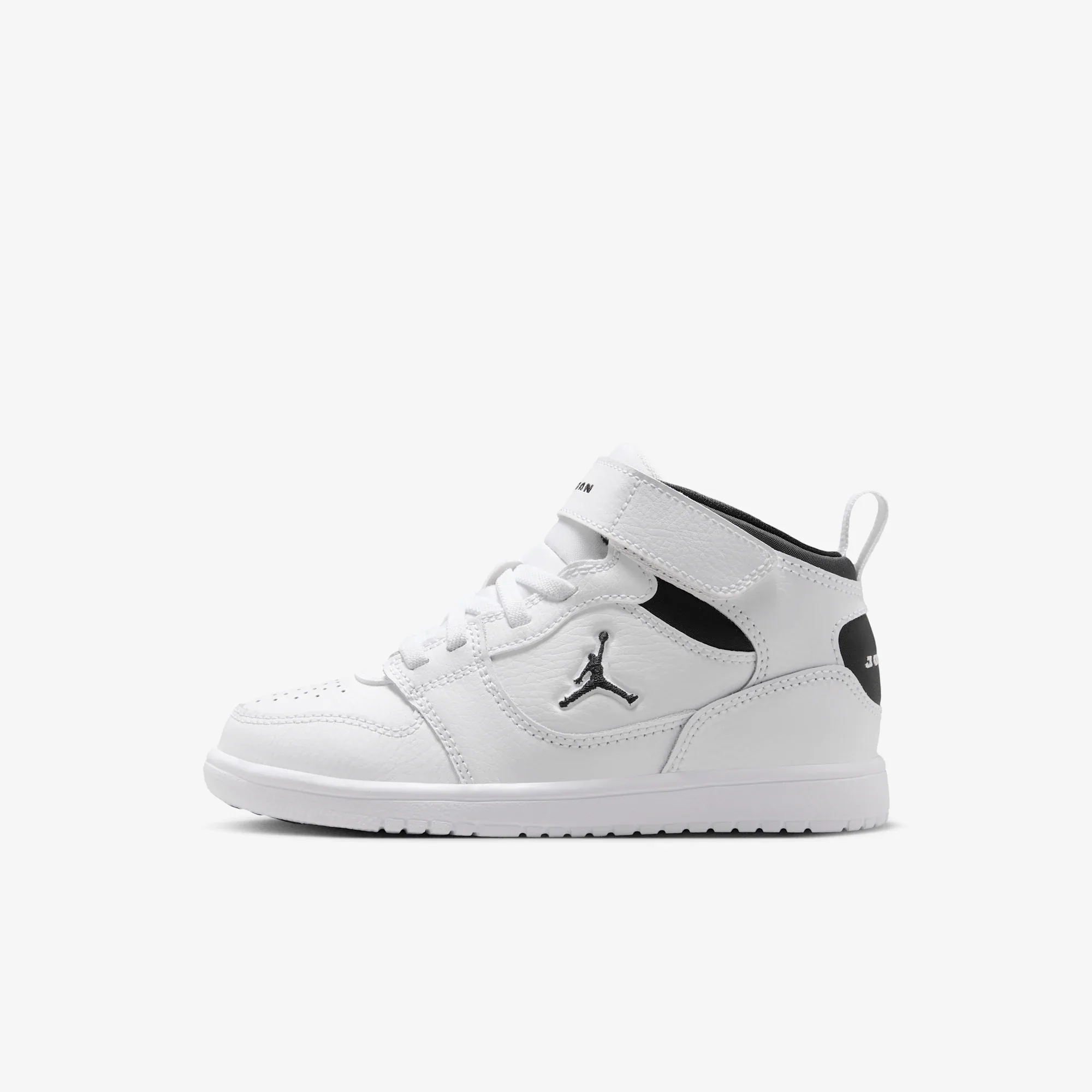 Jordan Court Connect Mid